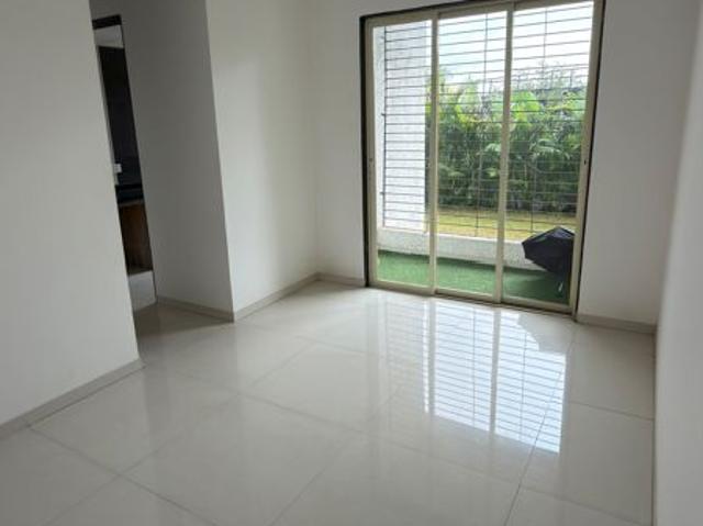 Resale | 1 BHK 484 Sq.Ft. Apartment in Mohan Alcoves