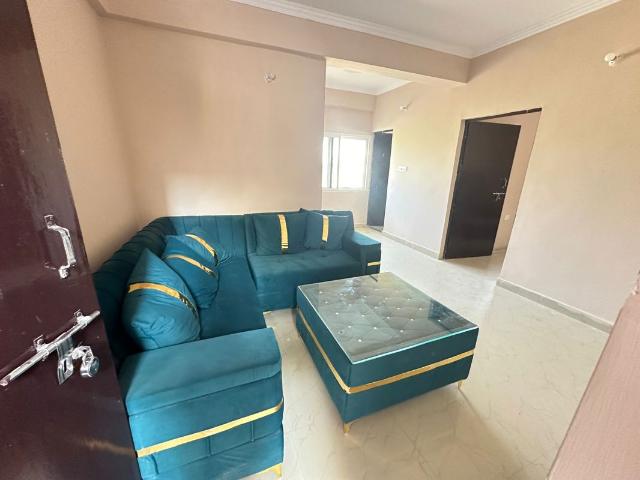 Resale | 1 BHK 550 Sq.Ft. Apartment in Deva Road