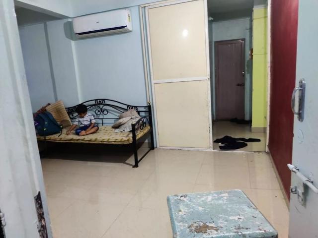Resale | 1 BHK 550 Sq.Ft. Apartment in Eklavya Colony