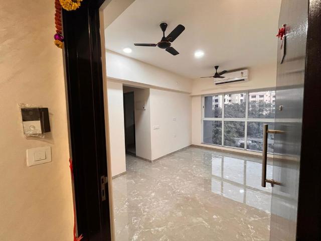 Resale | 1 BHK 550 Sq.Ft. Apartment in LnT Veridian