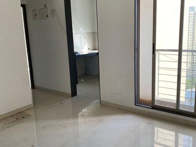 Resale | 1 BHK + 550 Sq.Ft. Apartment in Runwal Eirene