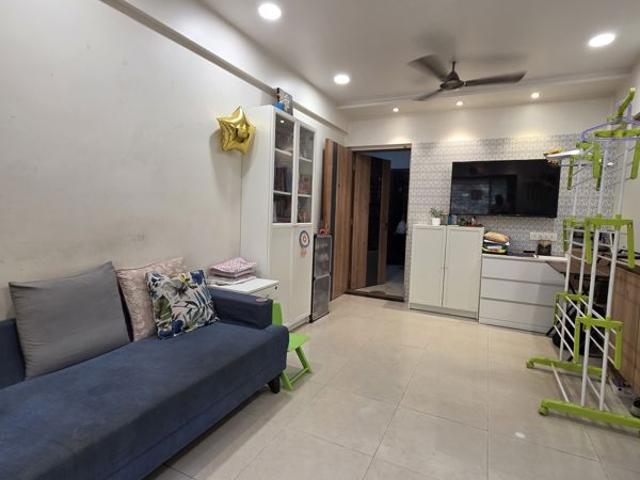 Resale | 1 BHK 560 Sq.Ft. Apartment in Ravi Estate