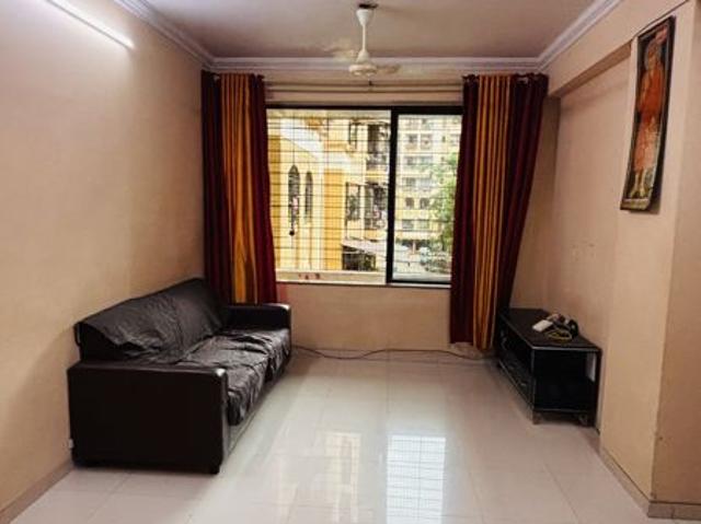 Resale | 1 BHK 585 Sq.Ft. Apartment in Pinewood Apartment