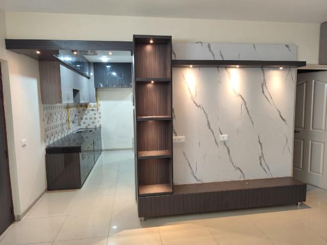 Resale | 1 BHK 580 Sq.Ft. Apartment in Wave City