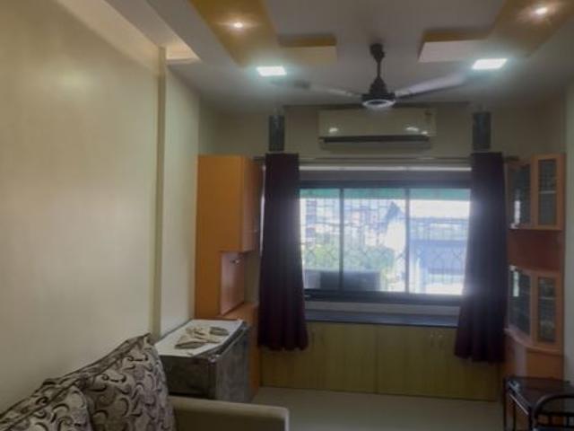 Resale | 1 BHK 604 Sq.Ft. Apartment in Runwal Plaza