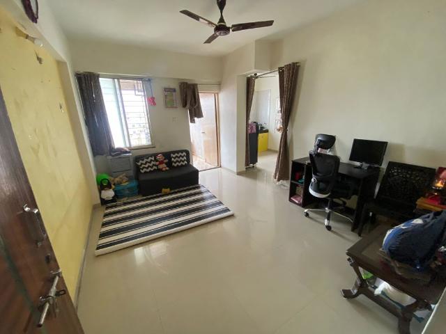 Resale | 1 BHK + 600 Sq.Ft. Apartment in Basera Society