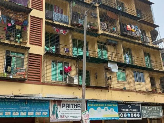 Resale | 1 BHK 600 Sq.Ft. Apartment in Kharghar