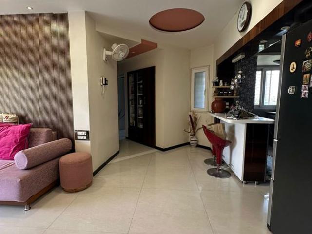 Resale | 1 BHK 610 Sq.Ft. Apartment in Radha Govind
