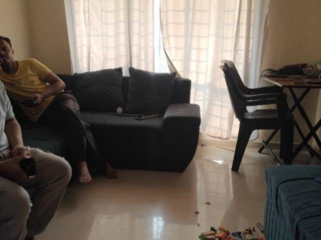 Resale | 1 BHK 625 Sq.Ft. Apartment in Giriraj MK Thakur Complex