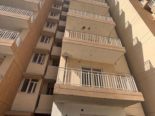 Resale | 1 BHK + 630 Sq.Ft. Apartment in Rise Organic Ghar