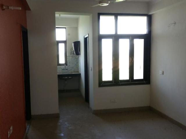 Resale | 1 BHK 656 Sq.Ft. Apartment in Techman Moti Residency