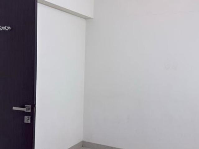 Resale | 1 BHK 650 Sq.Ft. Apartment in Tharwani Vedant Millenia