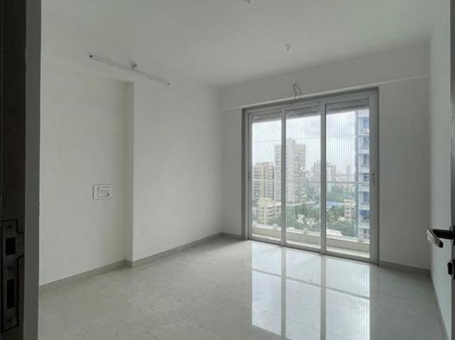Resale | 1 BHK + 650 Sq.Ft. Apartment in K Raheja Heights