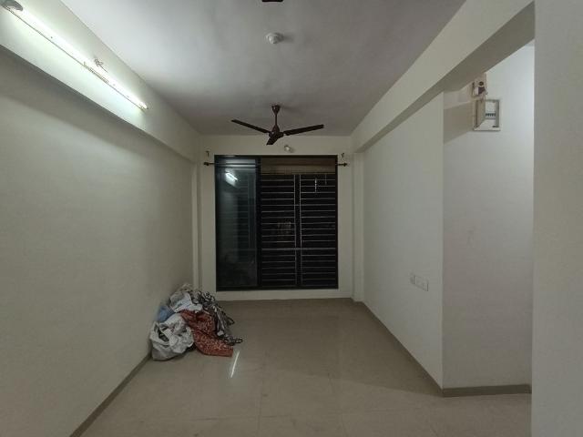 Resale | 1 BHK 650 Sq.Ft. Apartment in Kunal Apartment
