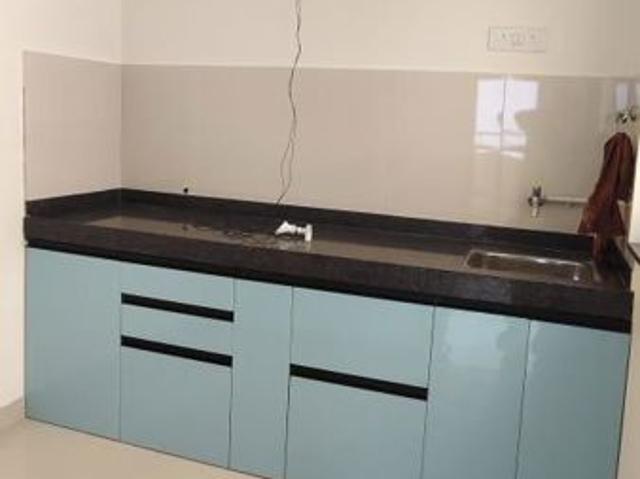 Resale | 1 BHK 650 Sq.Ft. Apartment in Mirchandani Shalimar Triumph