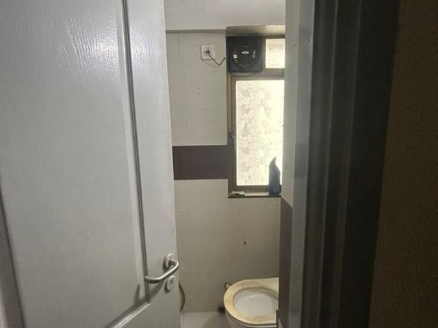 Resale | 1 BHK 678 Sq.Ft. Apartment in Sheth Vasant Pride