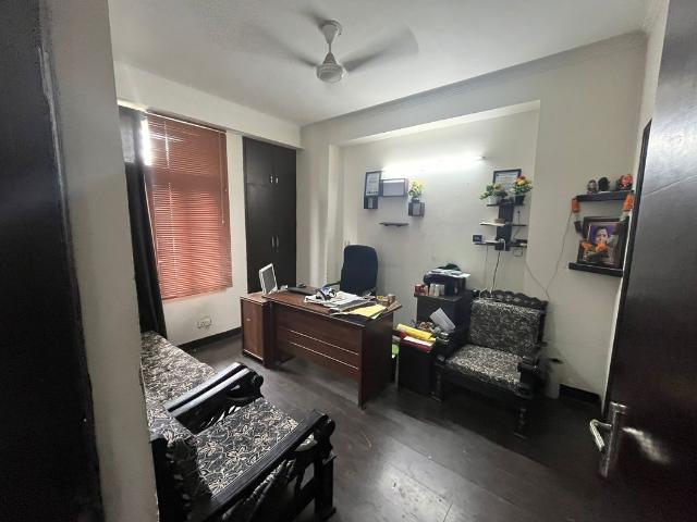 Resale | 1 BHK 670 Sq.Ft. Apartment in VVIP Nest
