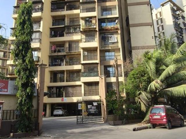 Resale | 1 BHK 700 Sq.Ft. Apartment in Maitri Planet NX