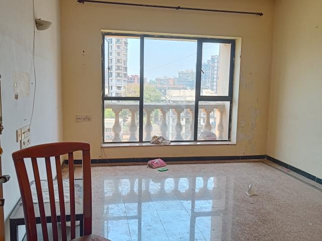 Resale | 1 BHK 710 Sq.Ft. Apartment in Emerald Isle 2