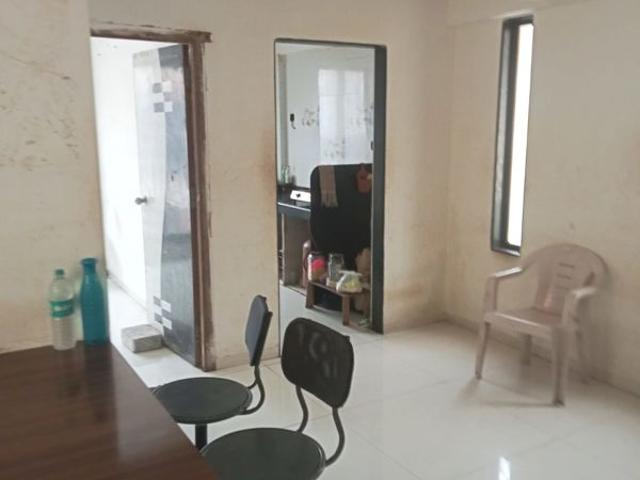 Resale | 1 BHK 750 Sq.Ft. Apartment in Manohar Apartment