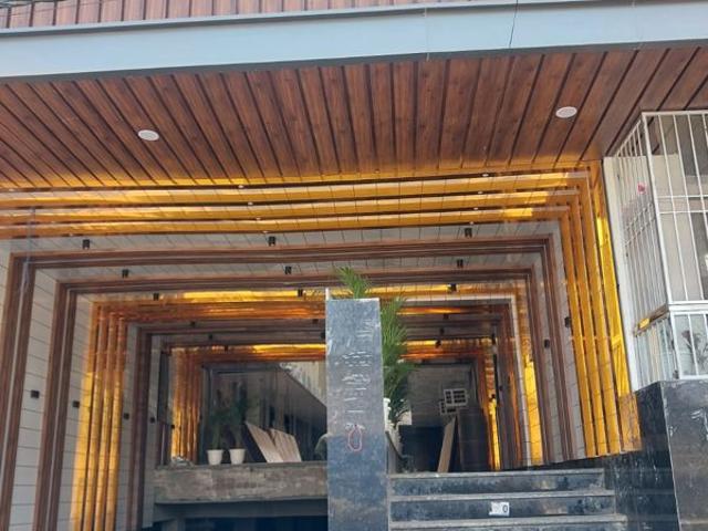 Resale | 1 BHK + Basement 650 Sq.Ft. Apartment in Ganpati Apartments Noida