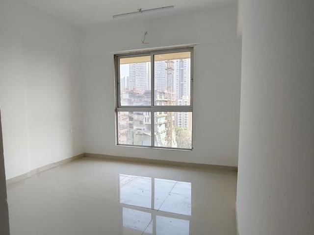 Resale | 1 BHK + Extra Room 420 Sq.Ft. Apartment in Goregaon West