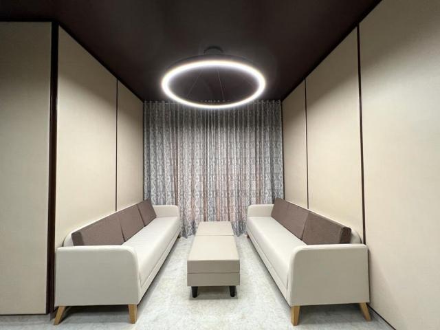 Resale | 1 BHK + Extra Room 472 Sq.Ft. Apartment in Lodha Amara