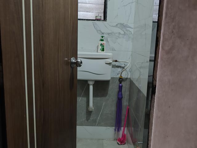 Resale | 1 BHK + Extra Room 320 Sq.Ft. Apartment in Vankvanis Ela