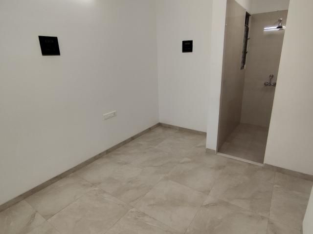 Resale | 1 BHK + Extra Room 339 Sq.Ft. Apartment in Dosti Greater Thane