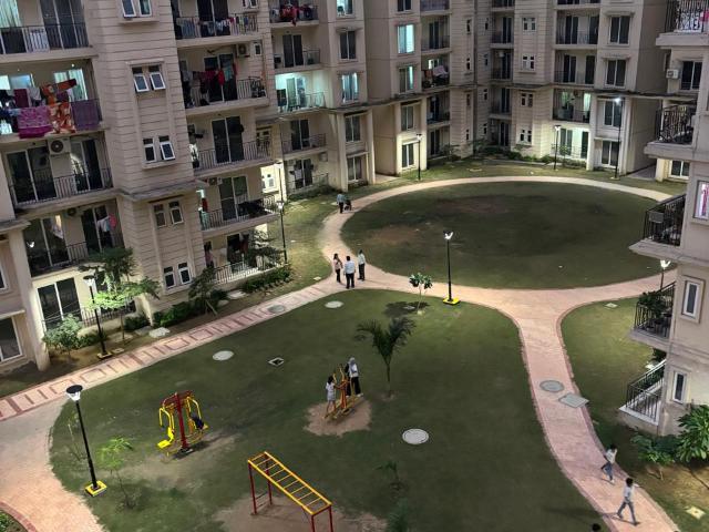 Resale | 1 BHK + Extra Room 345 Sq.Ft. Apartment in Breez Global Heights
