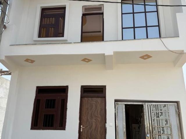 Resale | 1 BHK + Servant Room,Study Room 70 Sq.Yd. Villa in Madhuban Bapudham