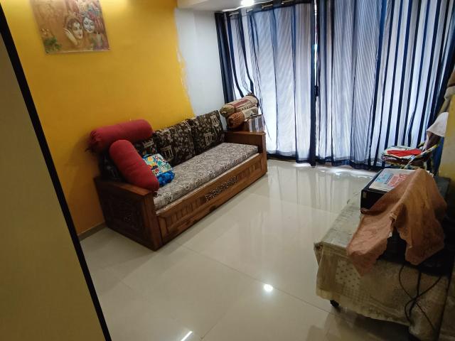 Resale | 1 BHK + Servant Room 400 Sq.Ft. Apartment in Raunak Bliss B1