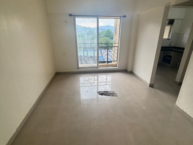 Resale | 1 BHK + Servant Room 434 Sq.Ft. Apartment in Rosa Elite