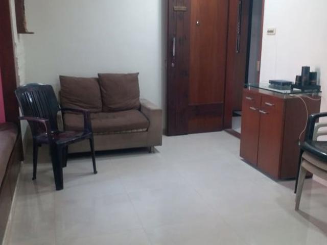 Resale | 1 BHK + Servant Room 559 Sq.Ft. Apartment in Om Vaikunt Apartments