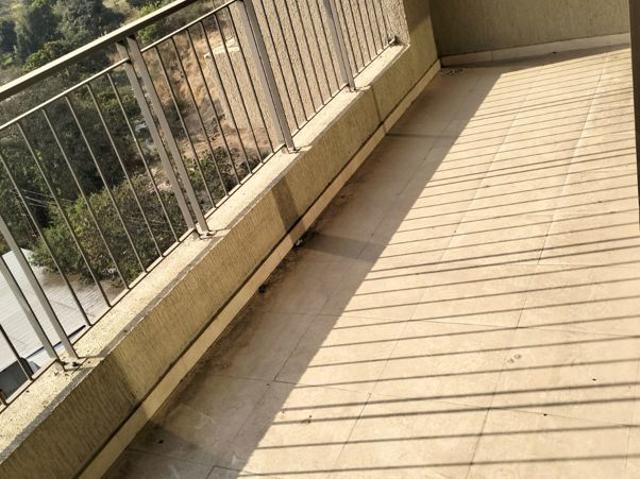 Resale | 1 BHK + Servant Room 560 Sq.Ft. Apartment in ARP River Crest