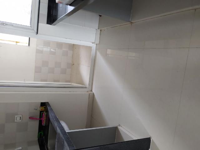 Resale | 1 BHK + Servant Room 560 Sq.Ft. Apartment in Ganga Legend