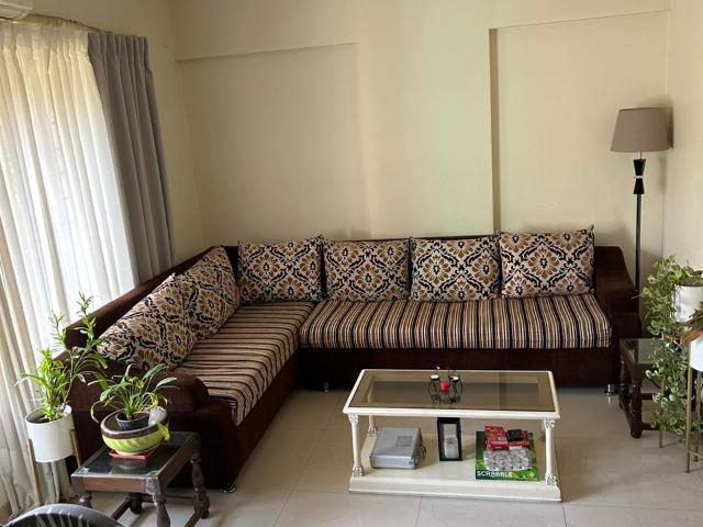 Resale | 1 BHK + Study Room 550 Sq.Ft. Apartment in Bombay Taximens CHS