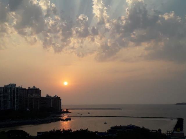 Resale | 1 BHK + Study Room 650 Sq.Ft. Apartment in Cuffe Parade