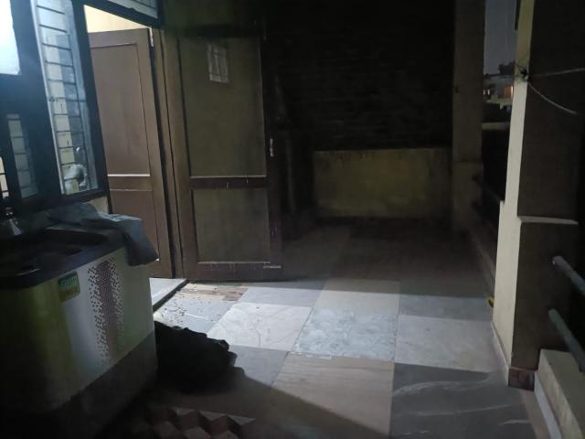Resale | 1 BHK + Study Room 100 Sq.Yd. Independent House in Sector 9A