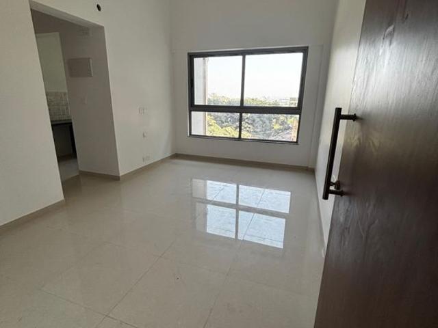 Resale | 1 BHK + Store Room 450 Sq.Ft. Apartment in Kalpataru Parkcity