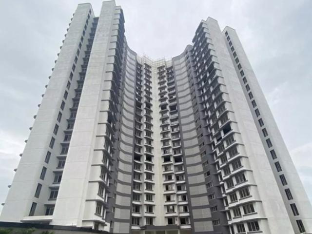 Resale | 1 BHK + Store Room 600 Sq.Ft. Apartment in Rizvi Cedar
