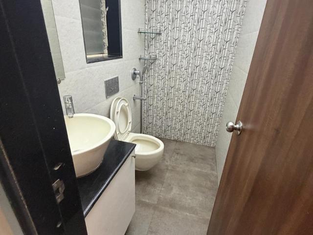 Resale | 1 BHK + Pooja Room 403 Sq.Ft. Apartment in Shapoorji Pallonji Siennaa