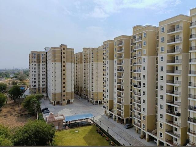 Resale | 1 BHK + Pooja Room 425 Sq.Ft. Apartment in Manglam Aadhar