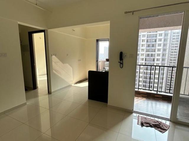 Resale | 1 BHK + Pooja Room 457 Sq.Ft. Apartment in Kolte Patil Life Republic