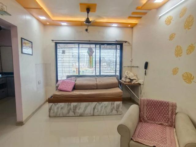 Resale | 1 BHK + Pooja Room 550 Sq.Ft. Apartment in Dedhia Daffodils