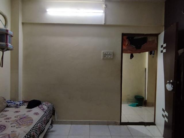 Resale | 1 BHK + Pooja Room 595 Sq.Ft. Apartment in Omkar Apartment Kharegaon