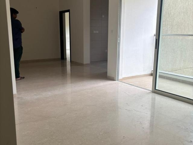 Resale | 1 BHK + Pooja Room 608 Sq.Ft. Apartment in Amanora Future Towers