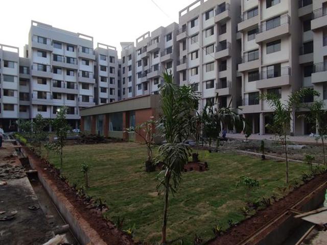 Resale | 1 BHK + Pooja Room 650 Sq.Ft. Apartment in National Sea Queen Park