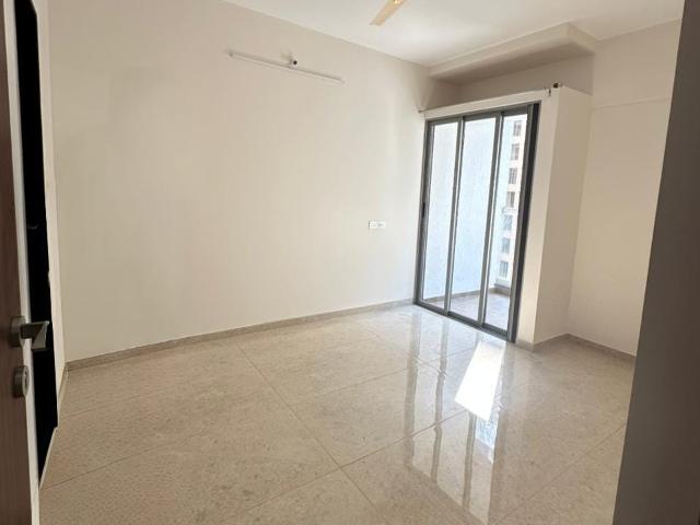 Resale | 1 BHK + Pooja Room,Extra Room 367 Sq.Ft. Apartment in Duville Riverdale Suites