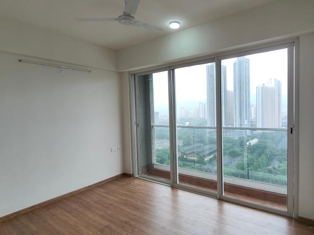 Resale | 1 BHK + Pooja Room,Extra Room 494 Sq.Ft. Apartment in Indiabulls One Indiabulls